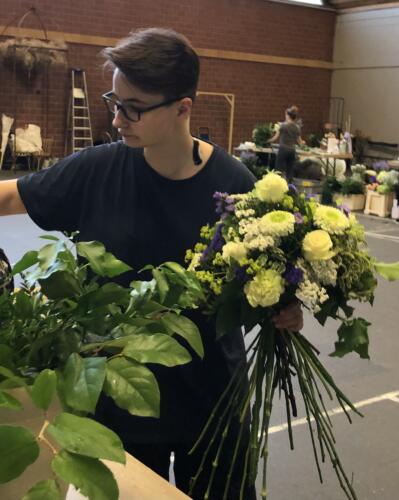 6C682F68-327C-4A54-942D-4E8F3BB69220